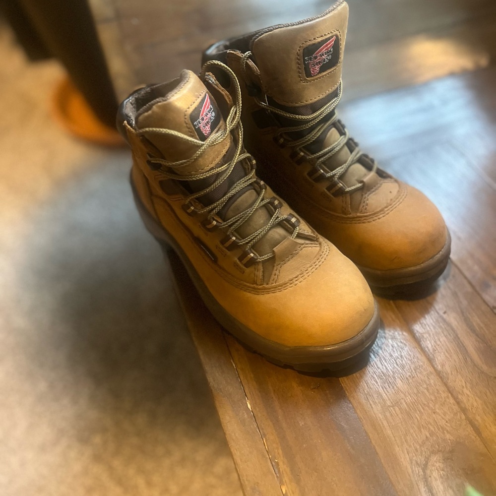 Red Wing 2327 steel toe waterproof boots